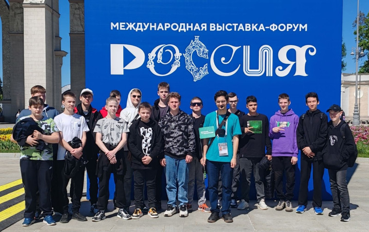 Наша экскурсия в столицу нашей родины город Москва.